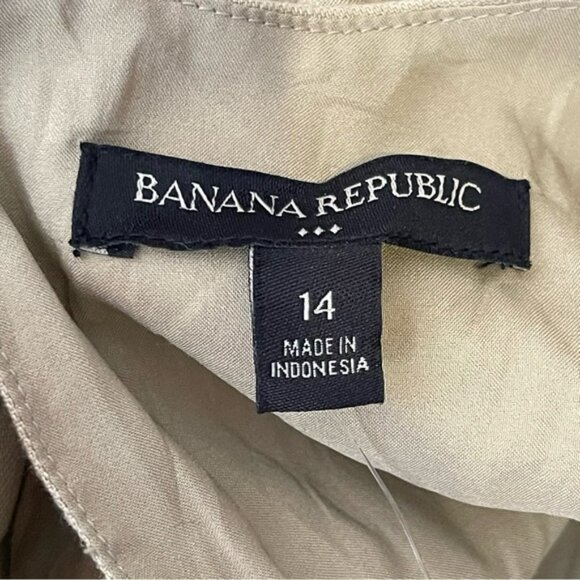 NWT Banana Republic Tan Linen Romper Short Safari Style Stretch V-Neck Size 14 - Picture 11 of 14